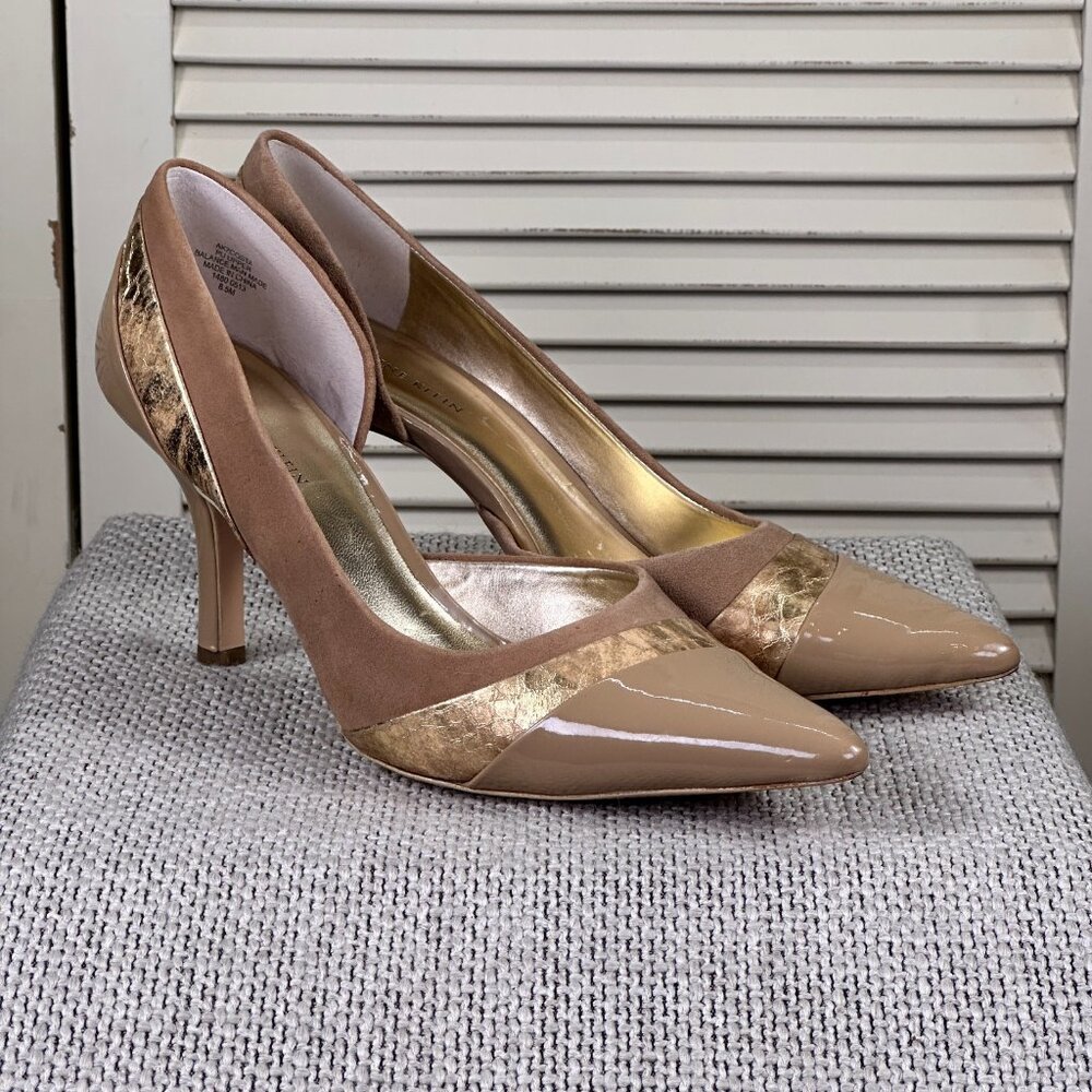 ANNE KLEIN Costa Suede Patent Taupe Gold Heels Dress Shoes Pumps Womens Size 8.5